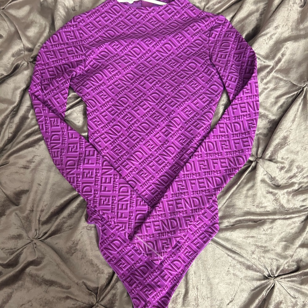 Fendi skims bodysuit purple limited edition size xs!
